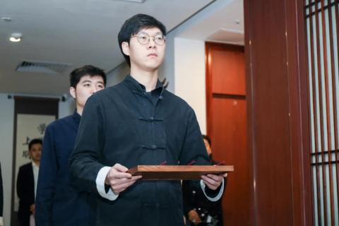 罗湖区人大常委副主任谭会茹一行莅临名人堂调研